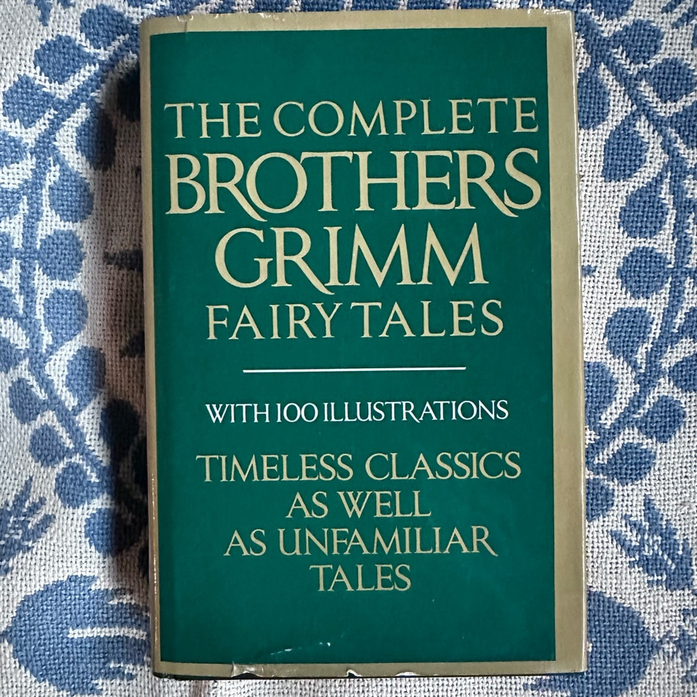 Vintage 1981 Crown Publishers The Complete Brothers Grimm Fairy Tales Book